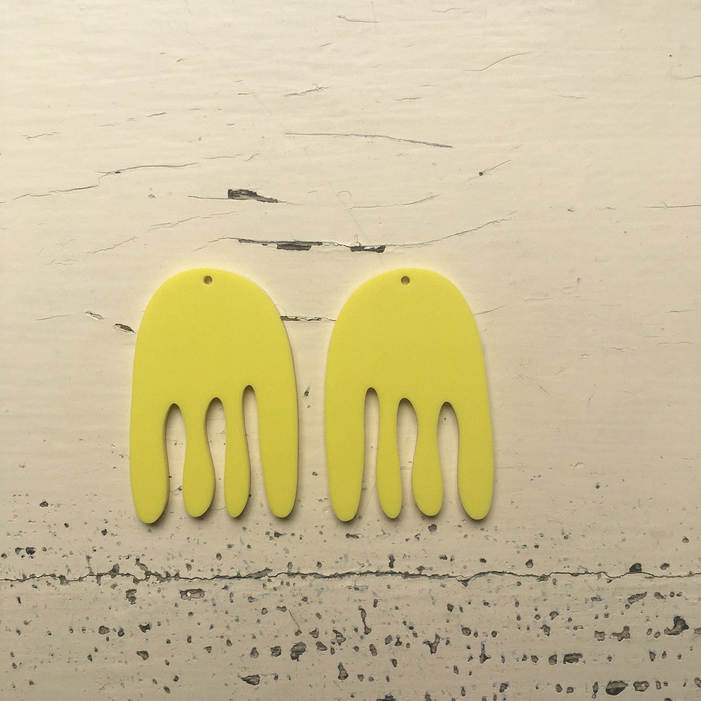 Crafty Cuts Laser © Babylon Charms - 2 Pair