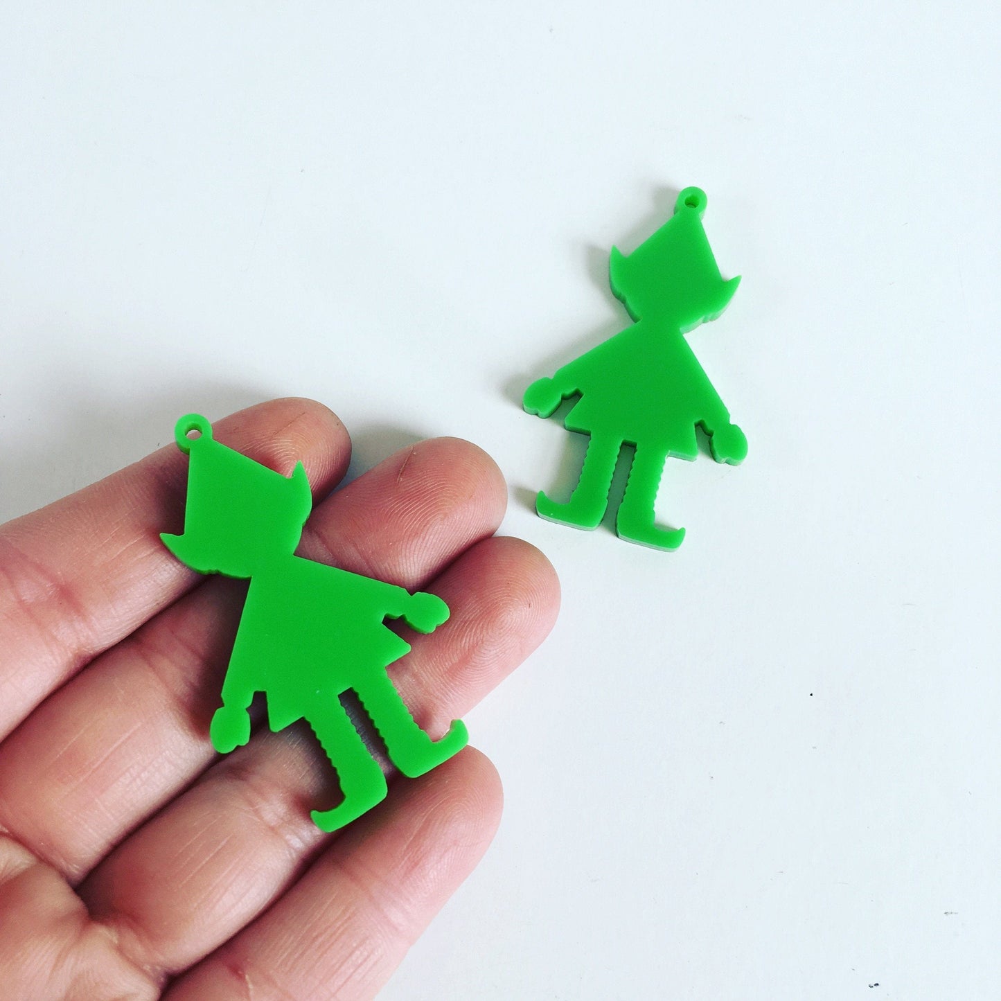 Crafty Cuts Laser CHRISTMAS: Little Helper's Charms - 5 Pairs