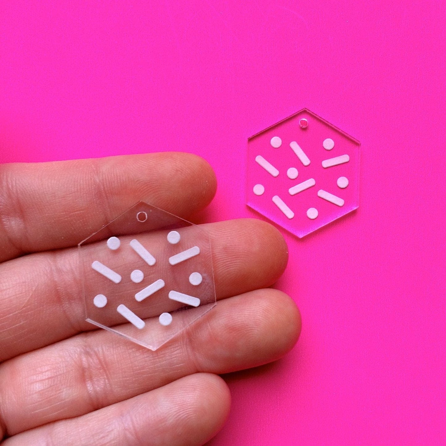 Crafty Cuts Laser Hexi Sprinkle 2 Pairs - Peekaboo