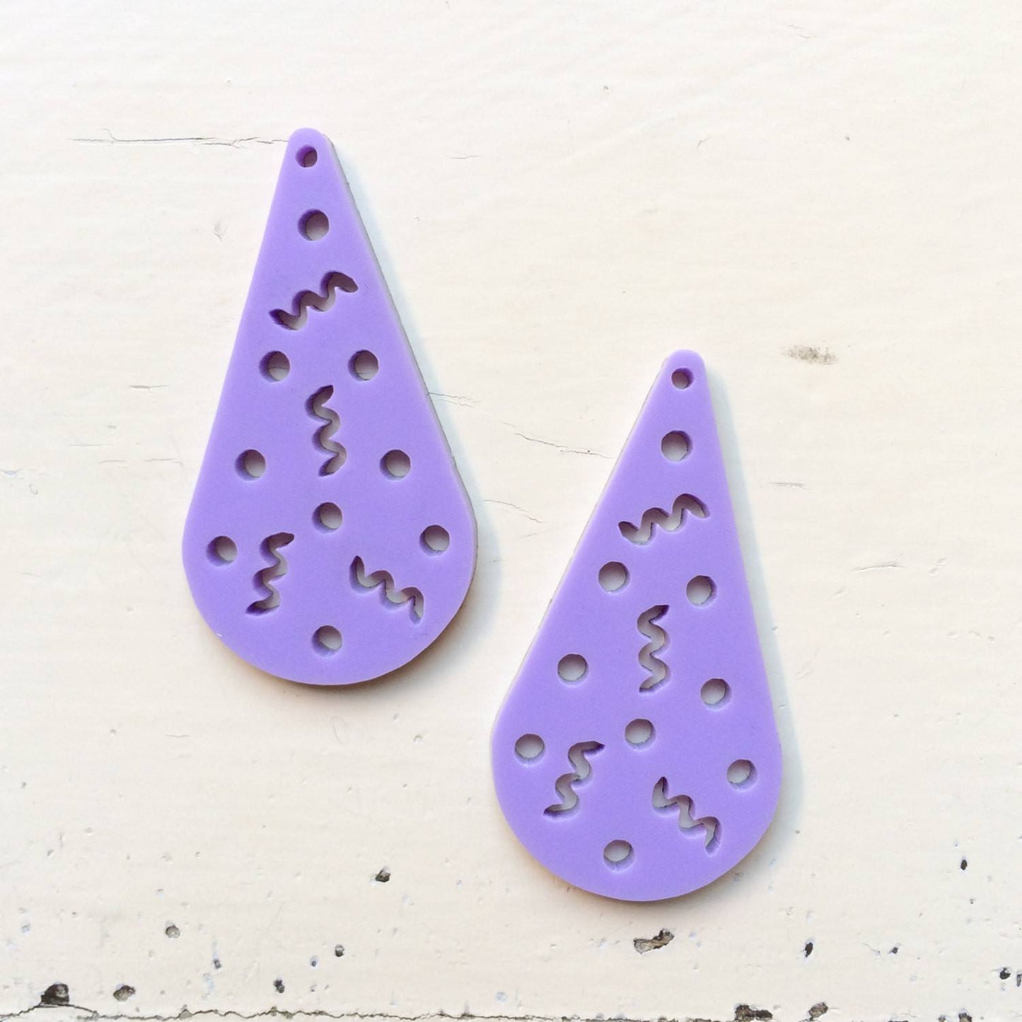 Crafty Cuts Laser Party Dangles - 2 Pair