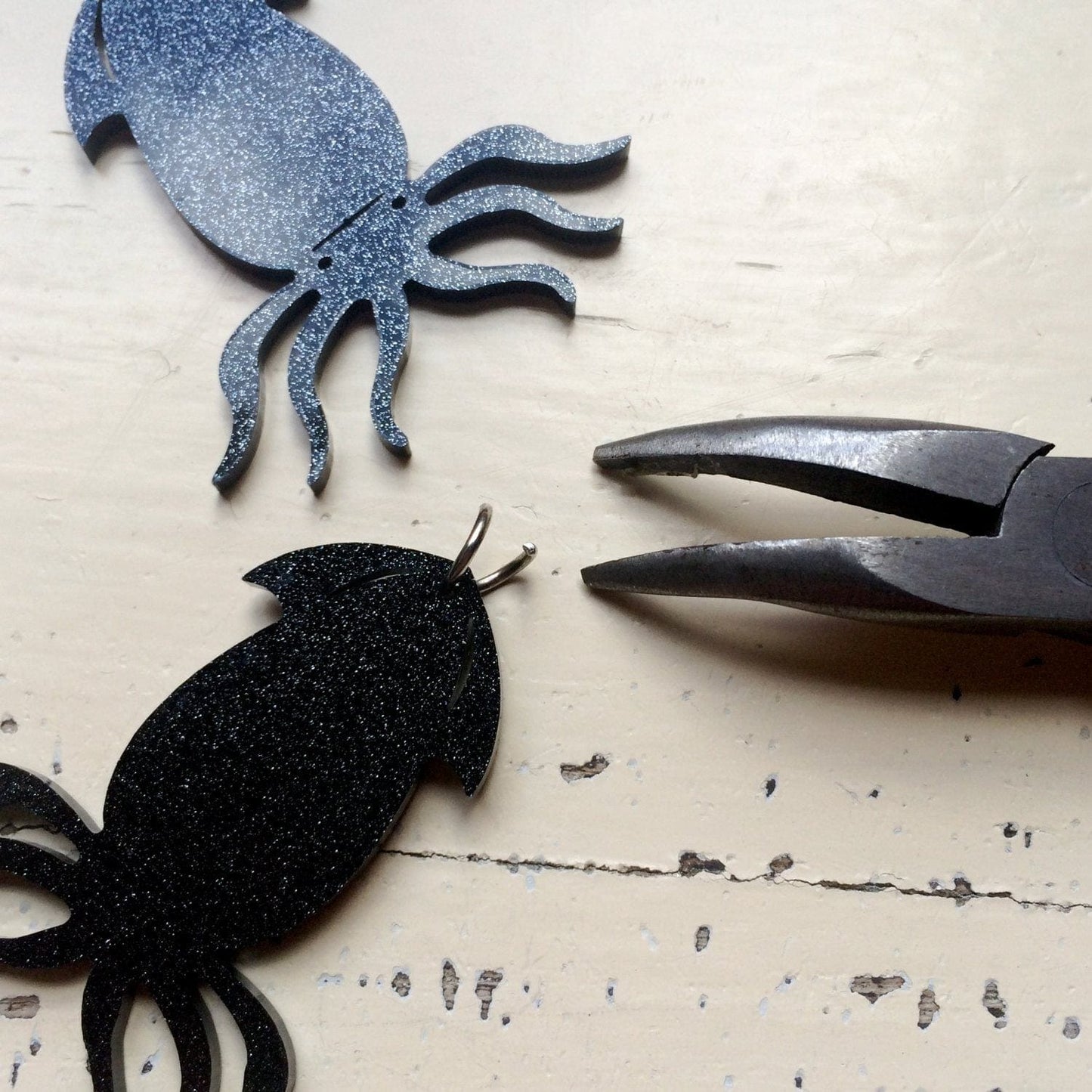 Crafty Cuts Laser Squid Dangles - 2 Pair