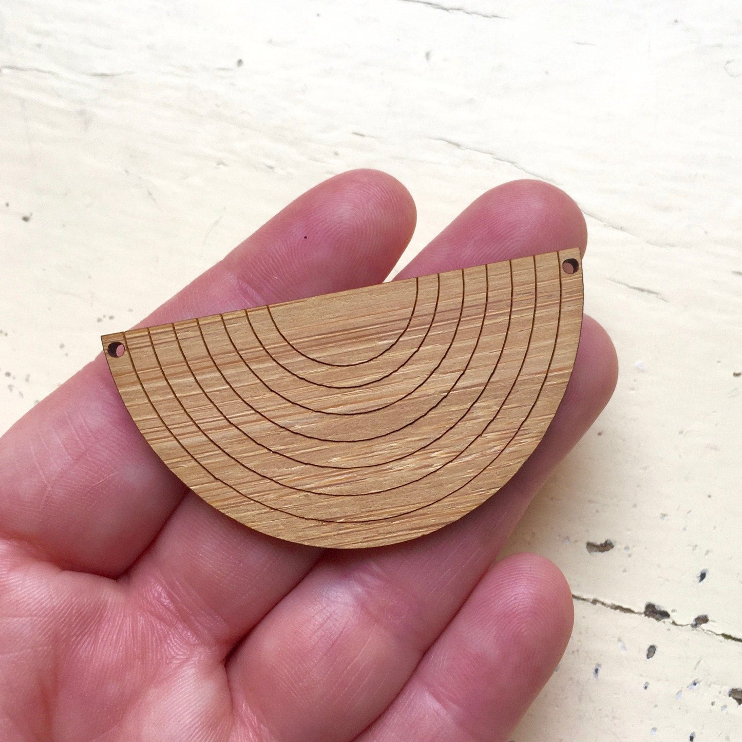 Crafty Cuts Laser Stripey Rainbow Scallop Two Pair