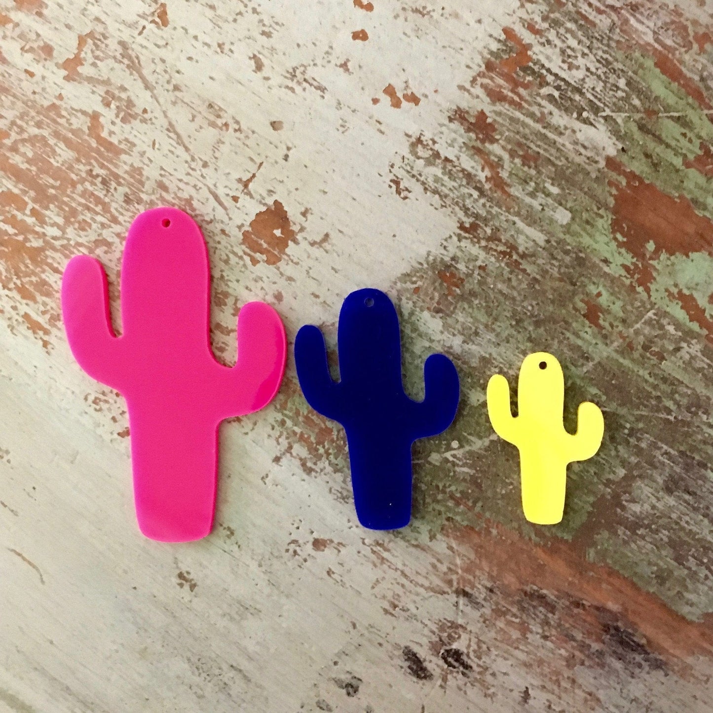 Crafty Cuts Laser ©Tijuana Cactus Cabochons - 3 sizes - 2 Pair Set