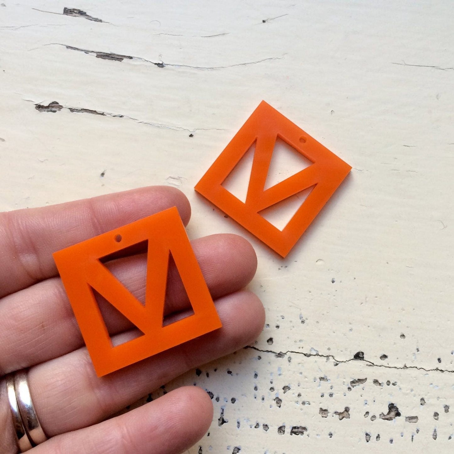 Crafty Cuts Laser Window Charms - 2 Pair