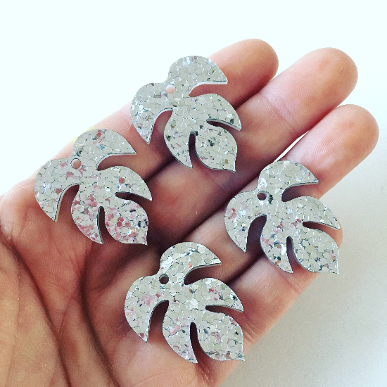 Crafty Cuts Laser © 30mm Borneo Leaf Charms - 4 PAIR