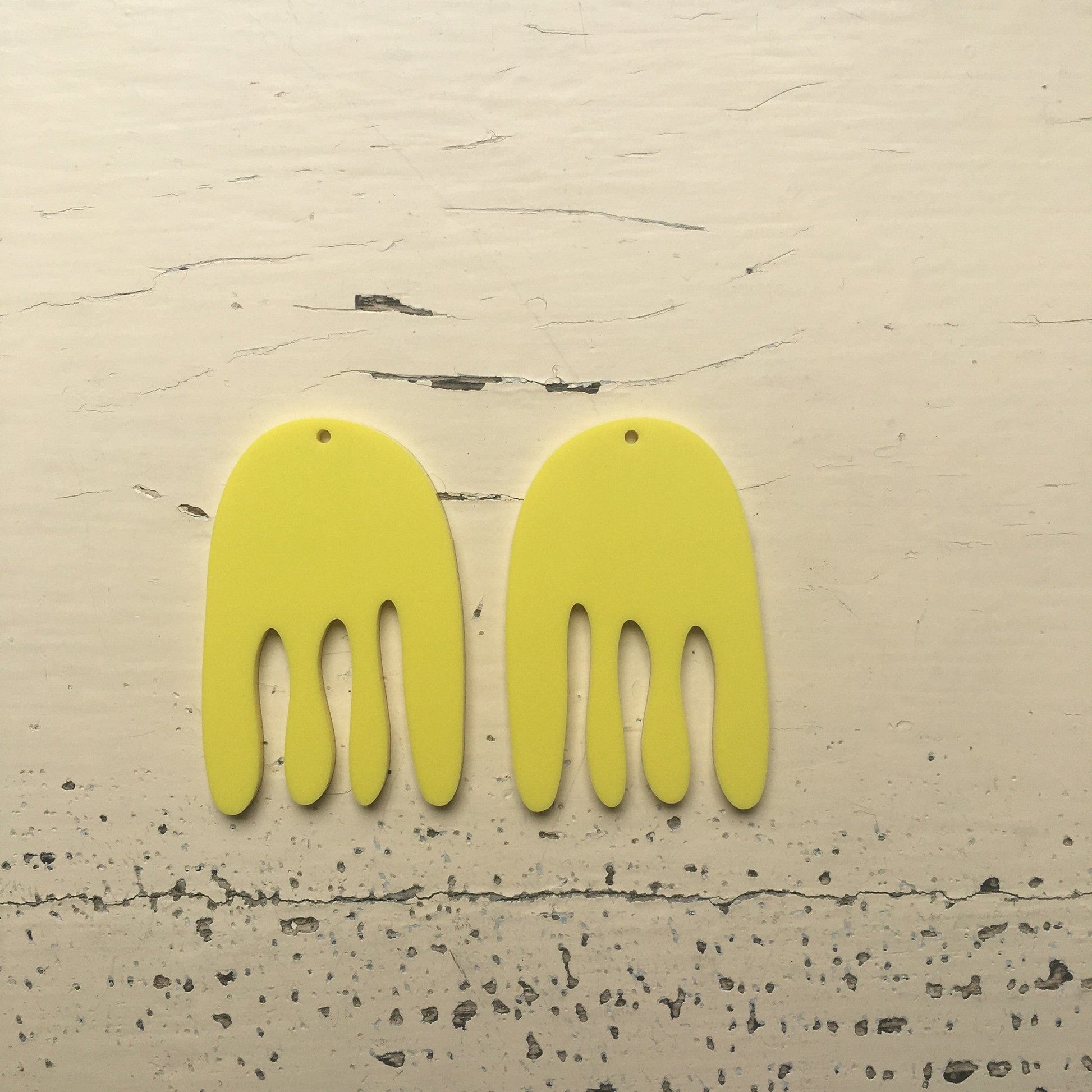 Crafty Cuts Laser © Babylon Charms - 2 Pair