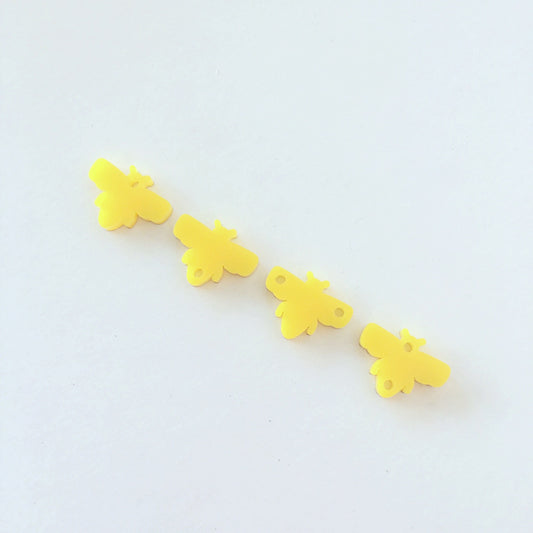 Crafty Cuts Laser © Busy BEE Charms - 5 Pairs