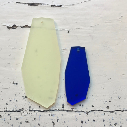 Crafty Cuts Laser Cocoon Charms - 2 Pair