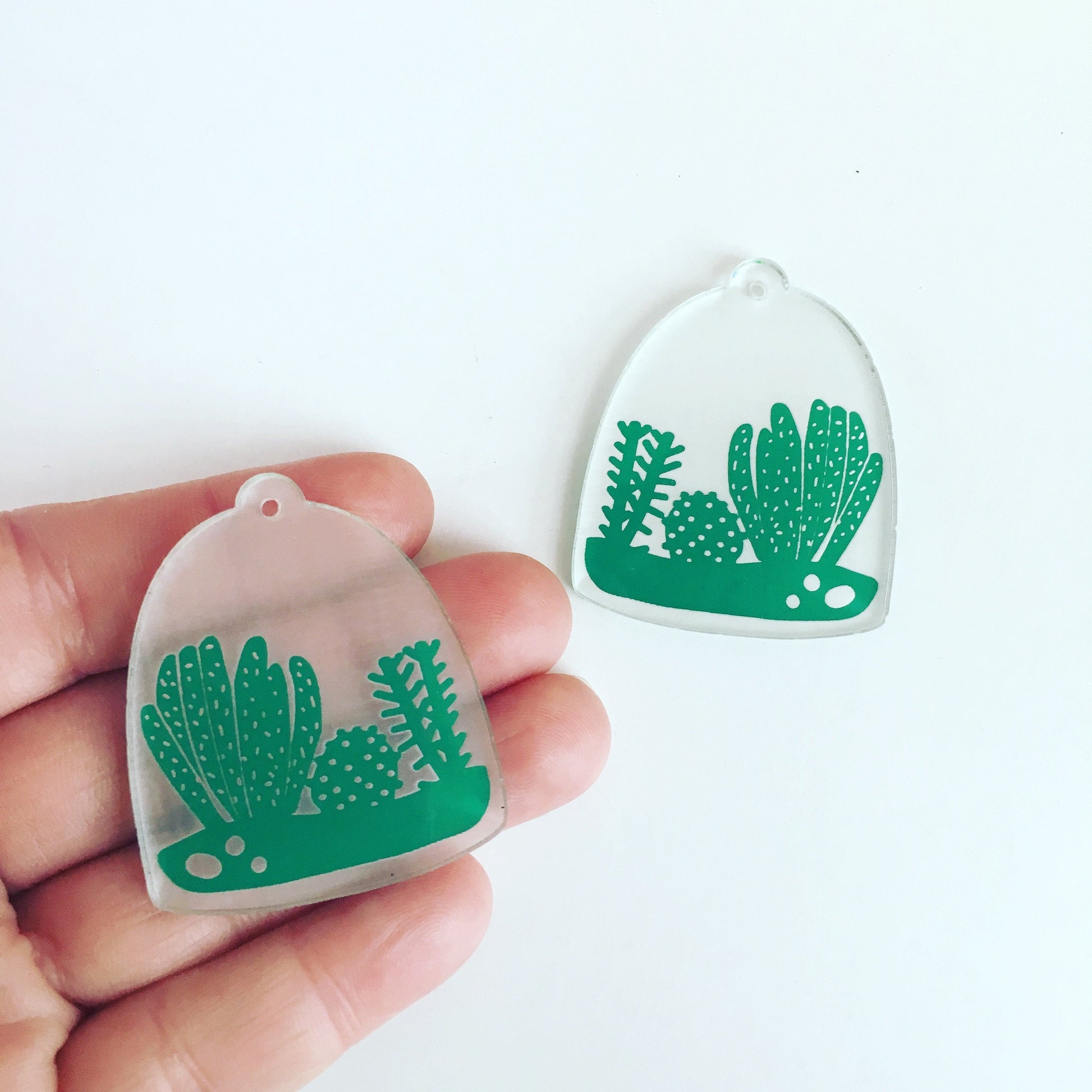 Crafty Cuts Laser Deluxe_ etched Deluxe: Greenhouse Charms - TWO PAIRS