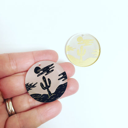 Crafty Cuts Laser Deluxe: Picture Disc Charms - 2 Pairs