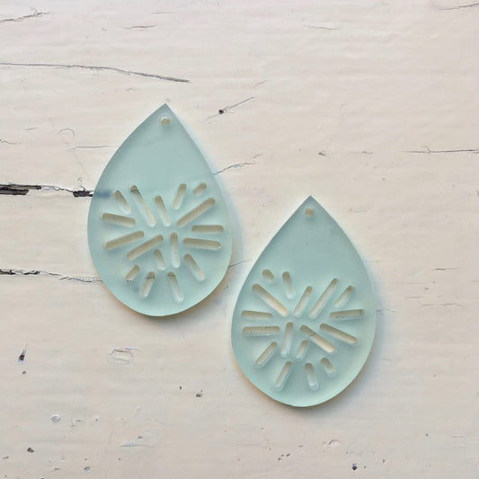 Crafty Cuts Laser © Dew Drops Charms - 2 Pair