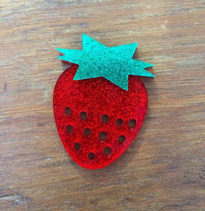 Crafty Cuts Laser © DIY Strawberry Dazzler - 4  Pairs