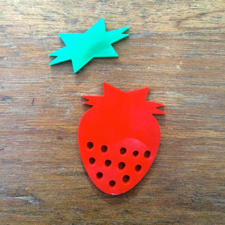 Crafty Cuts Laser © DIY Strawberry Dazzler - 4  Pairs