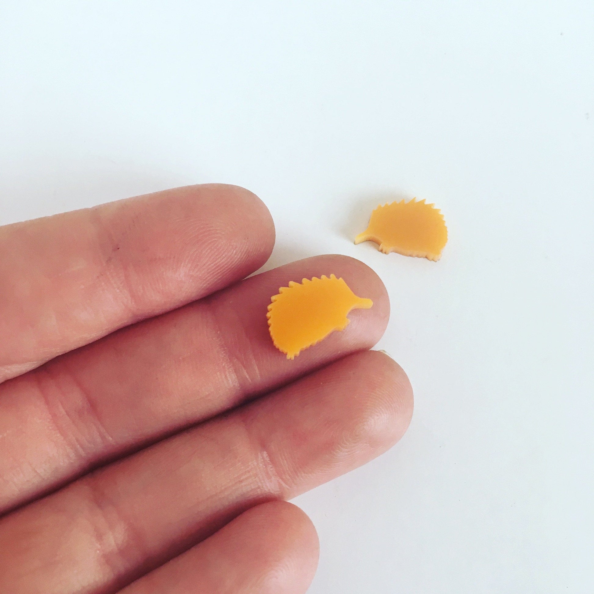 Crafty Cuts Laser Echidna - Mini Cuts - 10 Pairs