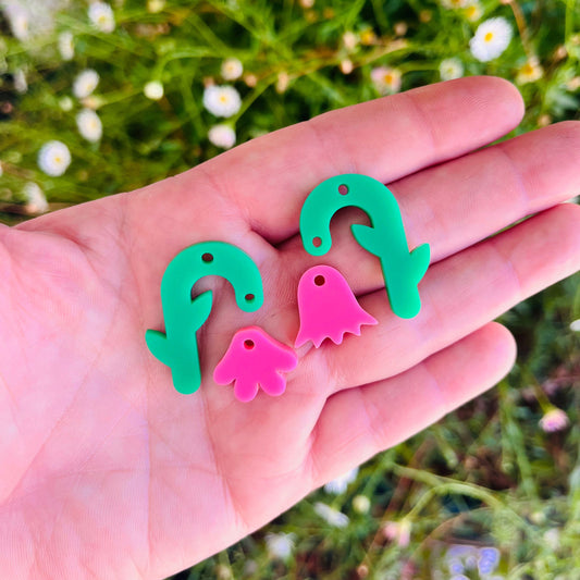 Crafty Cuts Laser  Hanging Garden Duo  - 4 pair set