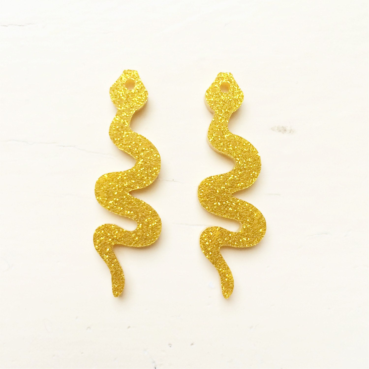 Crafty Cuts Laser Large_shapes Snakes Alive Dangles - 2 Pair