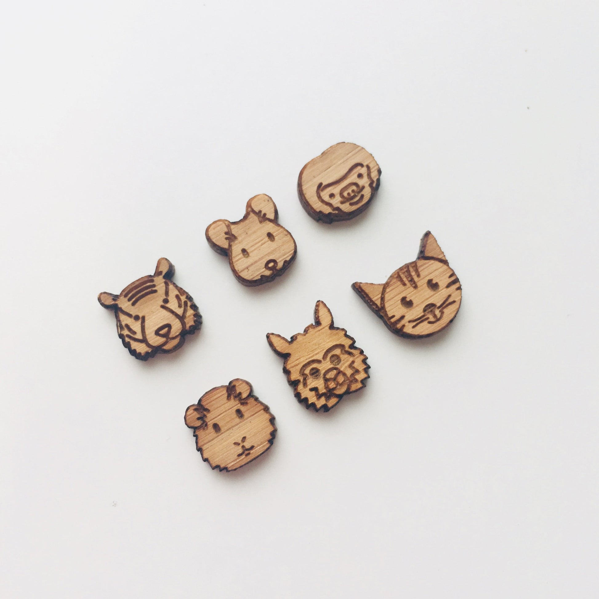 Crafty Cuts Laser MINI_bamboo Mini Animal Faces  - 10 Pairs