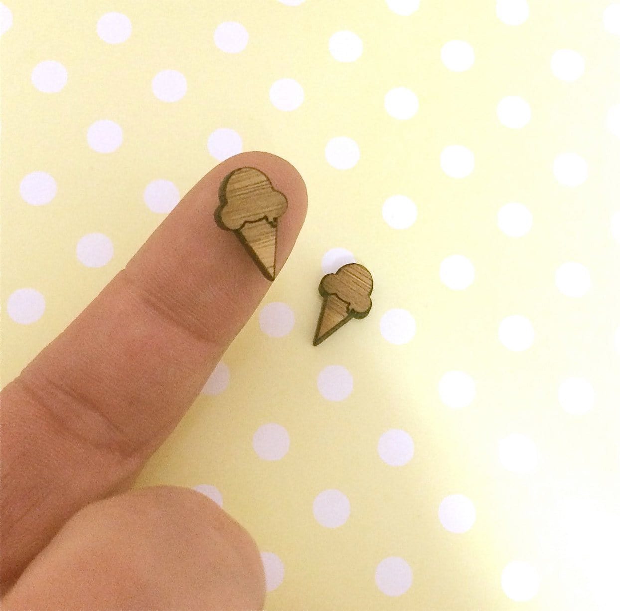 Crafty Cuts Laser Mini Ice-cream Cones - 10 Pairs