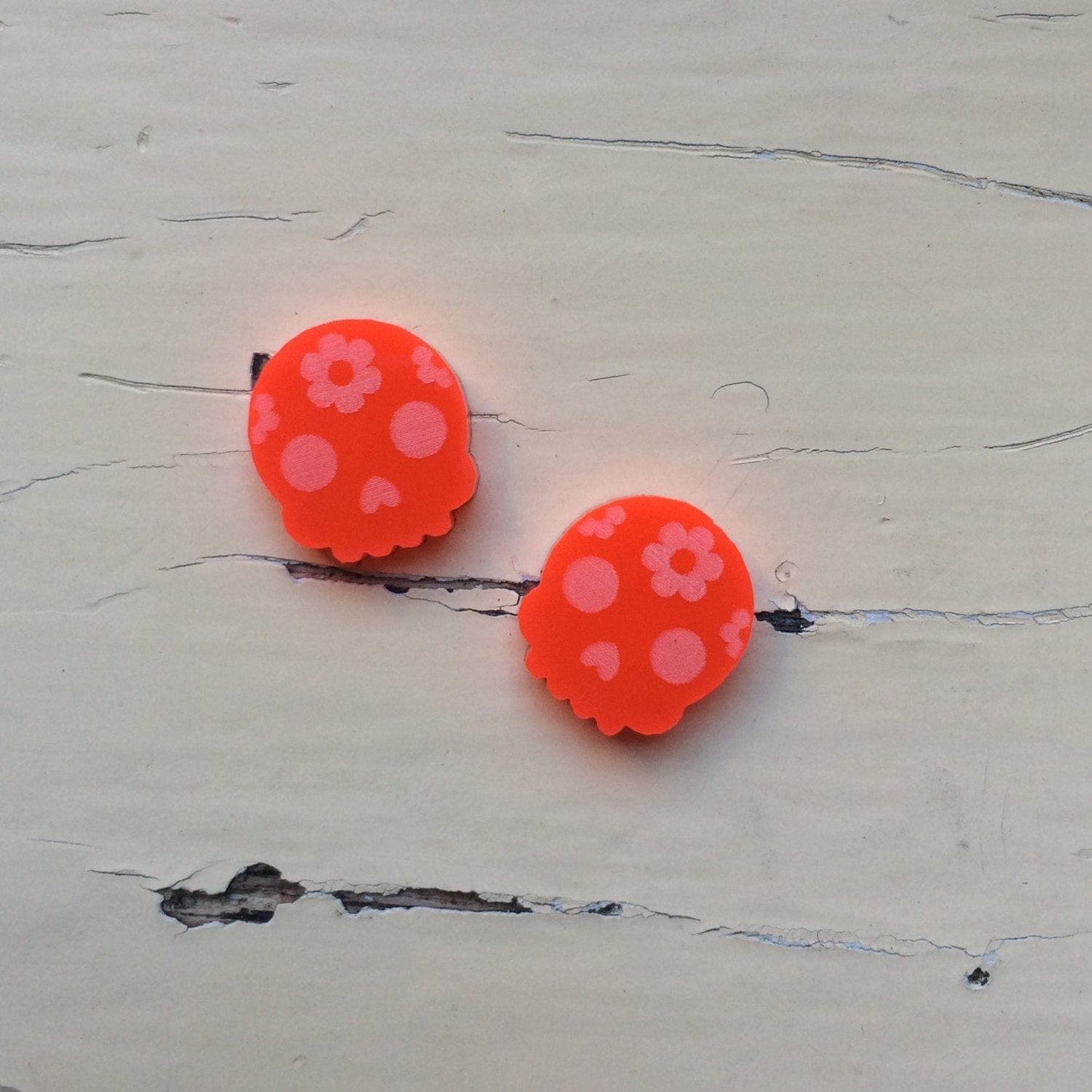 Crafty Cuts Laser Mini Kawaii Skulls - 12 Pairs