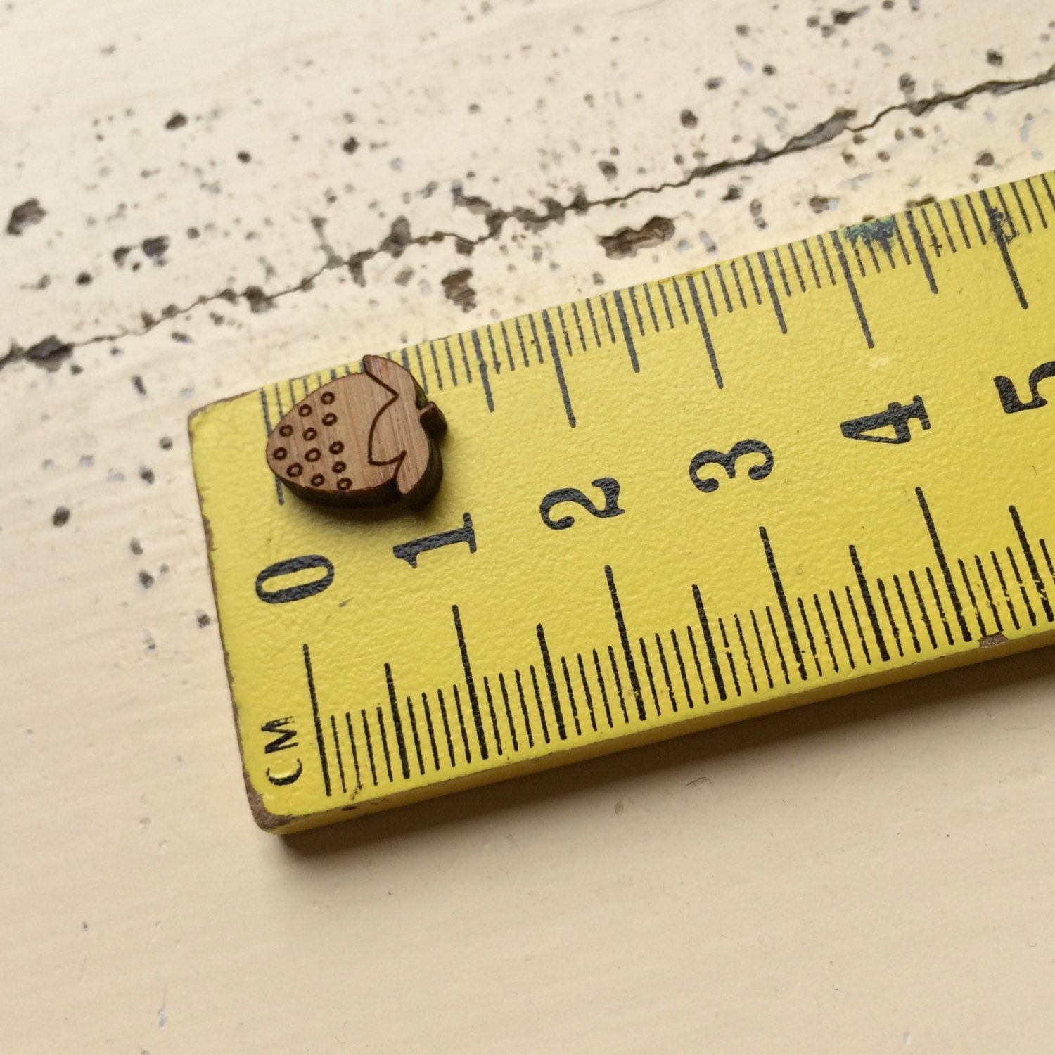 Crafty Cuts Laser Mini Strawberry Cabochons - 10 Pairs