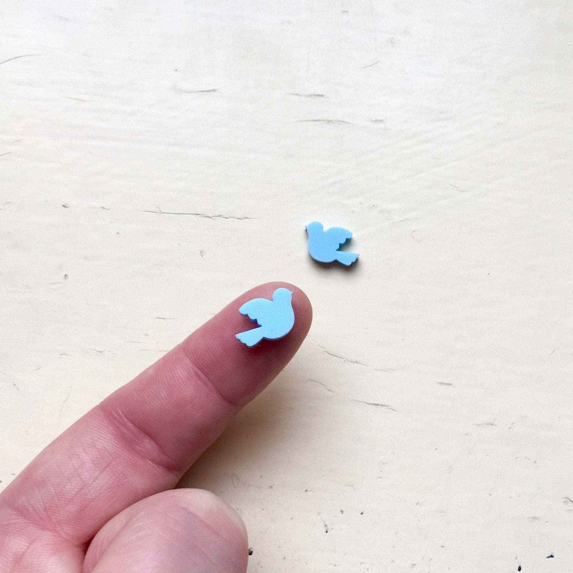 Crafty Cuts Laser Peace Dove  - Mini Cuts - 10 Pairs