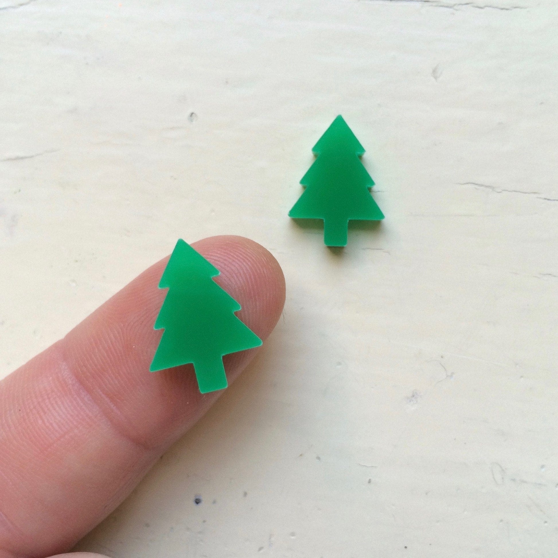 Crafty Cuts Laser Pine Tree  - Mini Cuts - 10 Pairs