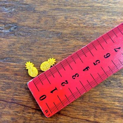 Crafty Cuts Laser Pineapple - Mini Cuts - 10 Pairs