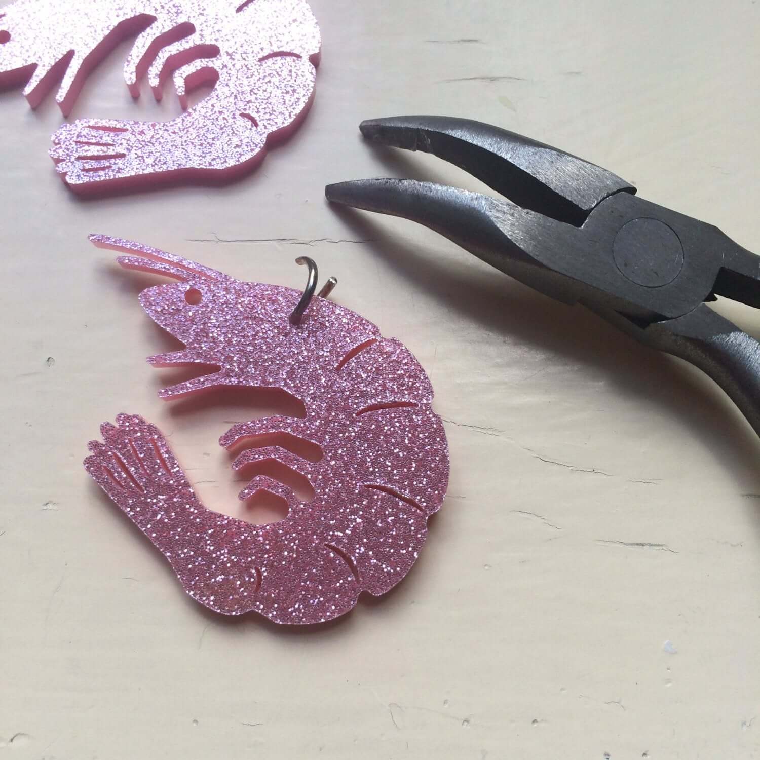 Crafty Cuts Laser Prawn Dangles - 2 Pair