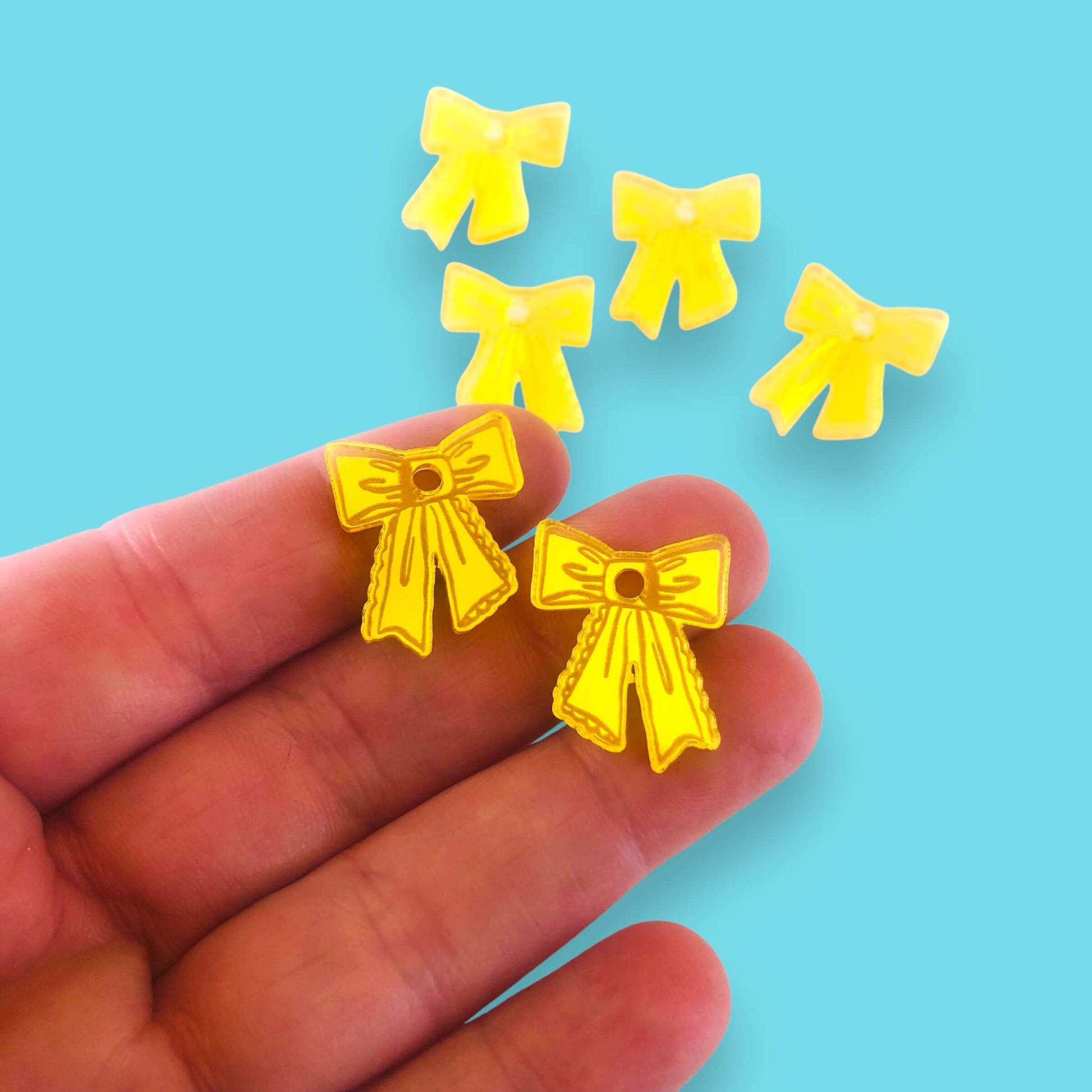 Crafty Cuts Laser Ribbon Bow Charms