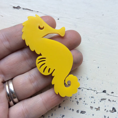 Crafty Cuts Laser Small_shapes Seahorse Charms - 3 Sizes - 5 Pairs