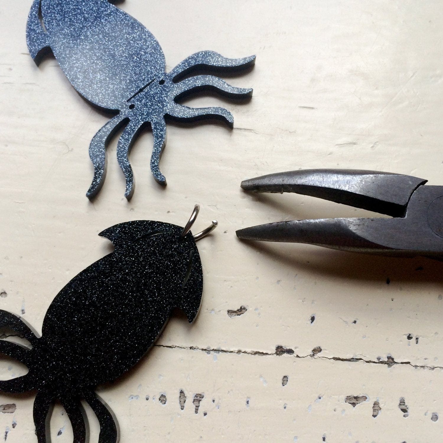 Crafty Cuts Laser Squid Dangles - 2 Pair