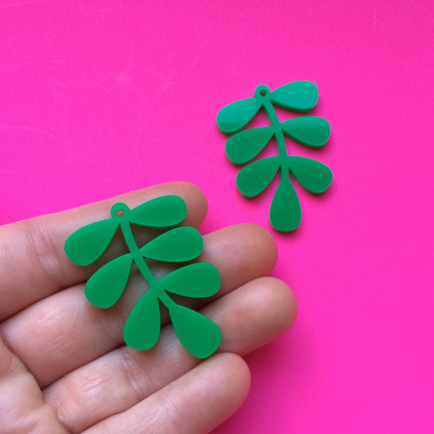 Crafty Cuts Laser Stem Dangles - 2 Pair