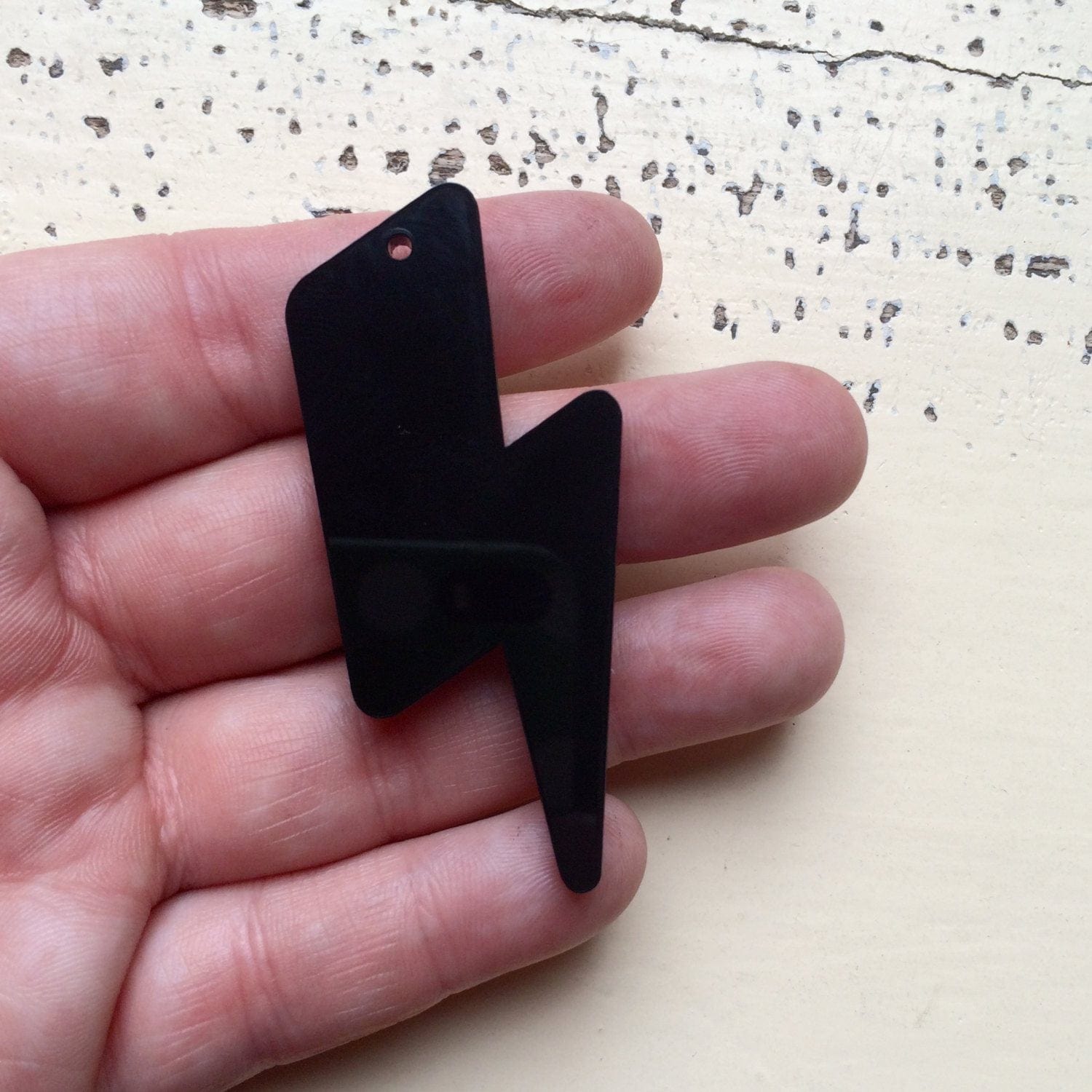 Crafty Cuts Laser Thunderbolt Cabochon   2 Pair