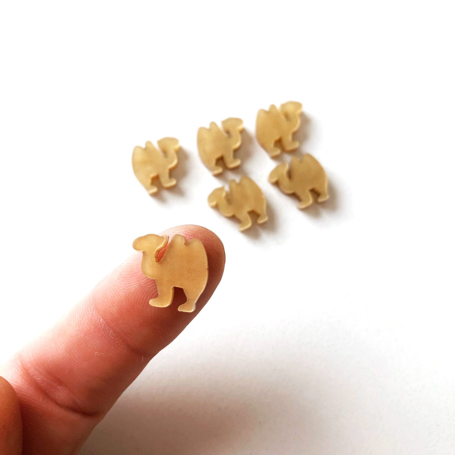 Crafty Cuts Laser Two Hump Camel - Mini Cuts - 10 Pairs