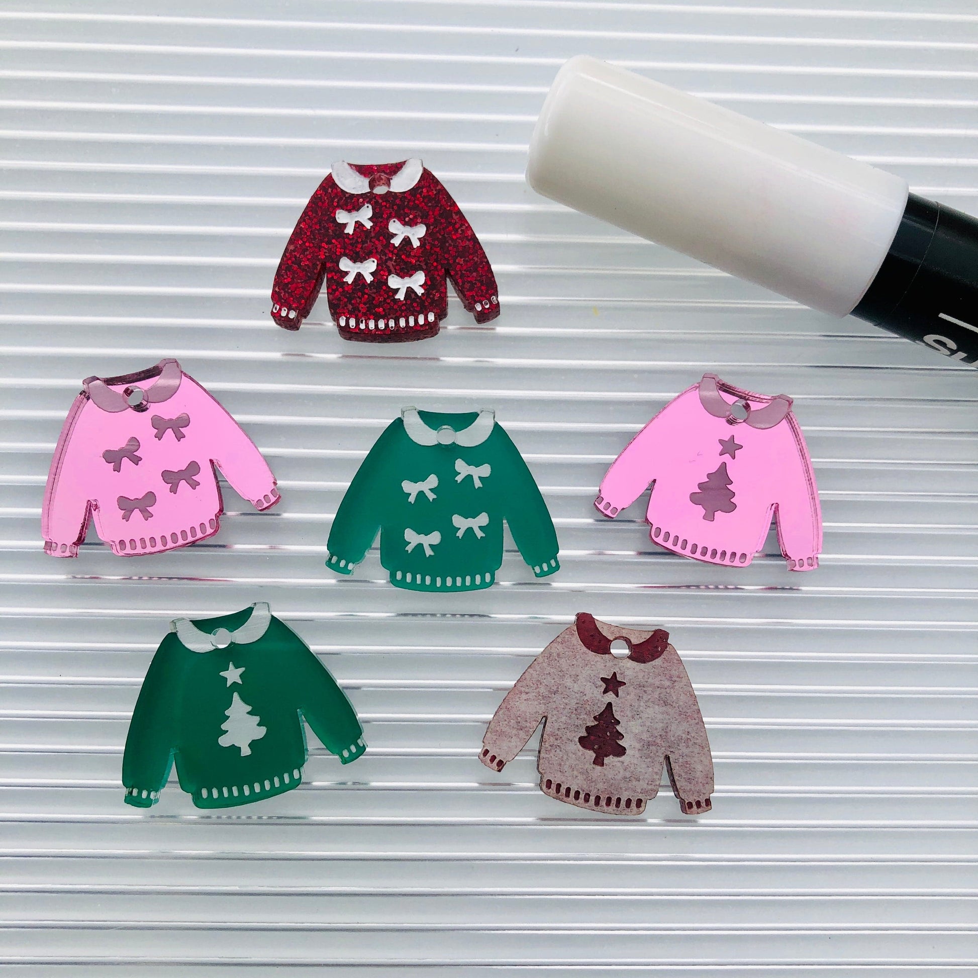 Crafty Cuts Laser Xmas Fancy Sweater Cuties - 25mm