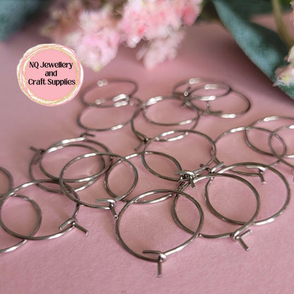 NQ Jewellery & Craft Supplies Hoop Findings - 3 sizes - 25 pairs - Silver Tone
